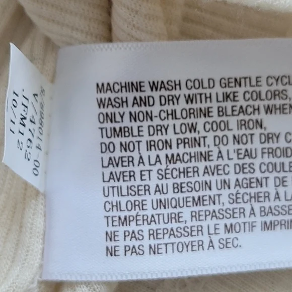 2011 NWOT Lightweight Ribbed Halter Tank Top Small Cream | Old Navy - Picture 9 of 14